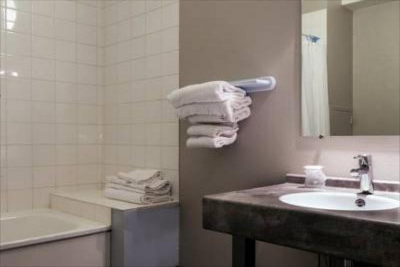 Ibis Budget Bourgoin Jallieu Centre Exterior foto