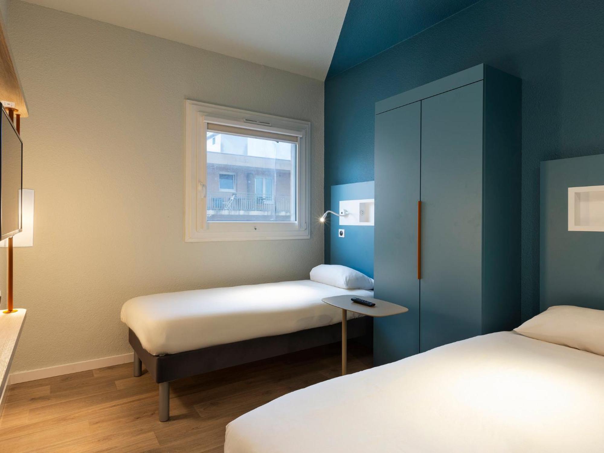 Ibis Budget Bourgoin Jallieu Centre Exterior foto